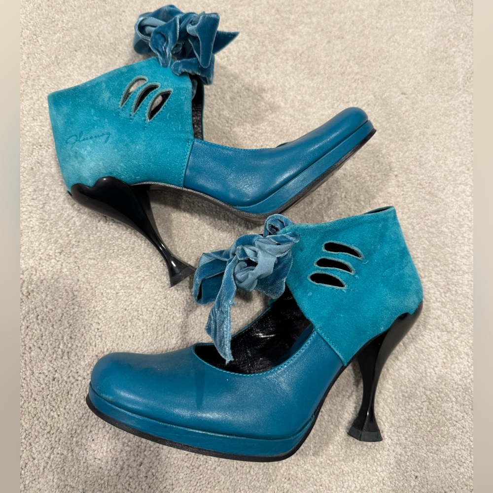 John Fluevog Listen Up Jade heels in peacock blue. Size 6 1/2